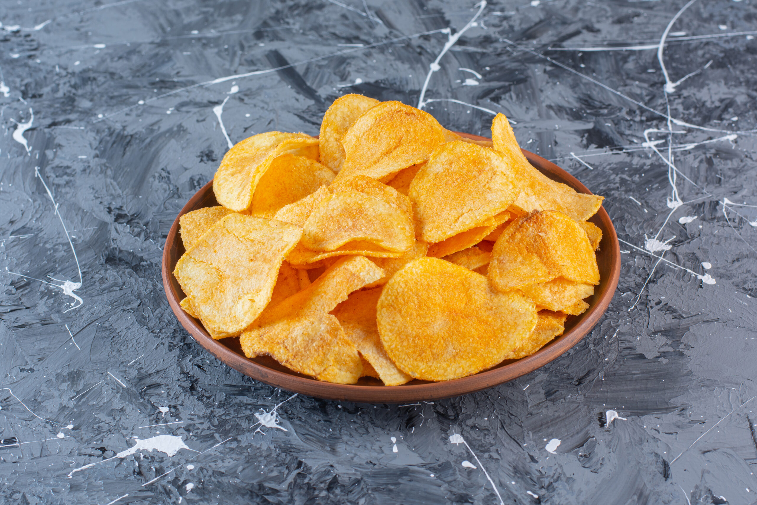 Dùng các loại snack khoai tây để tăng cường hiệu quả của vitamin D3 K2 MK7