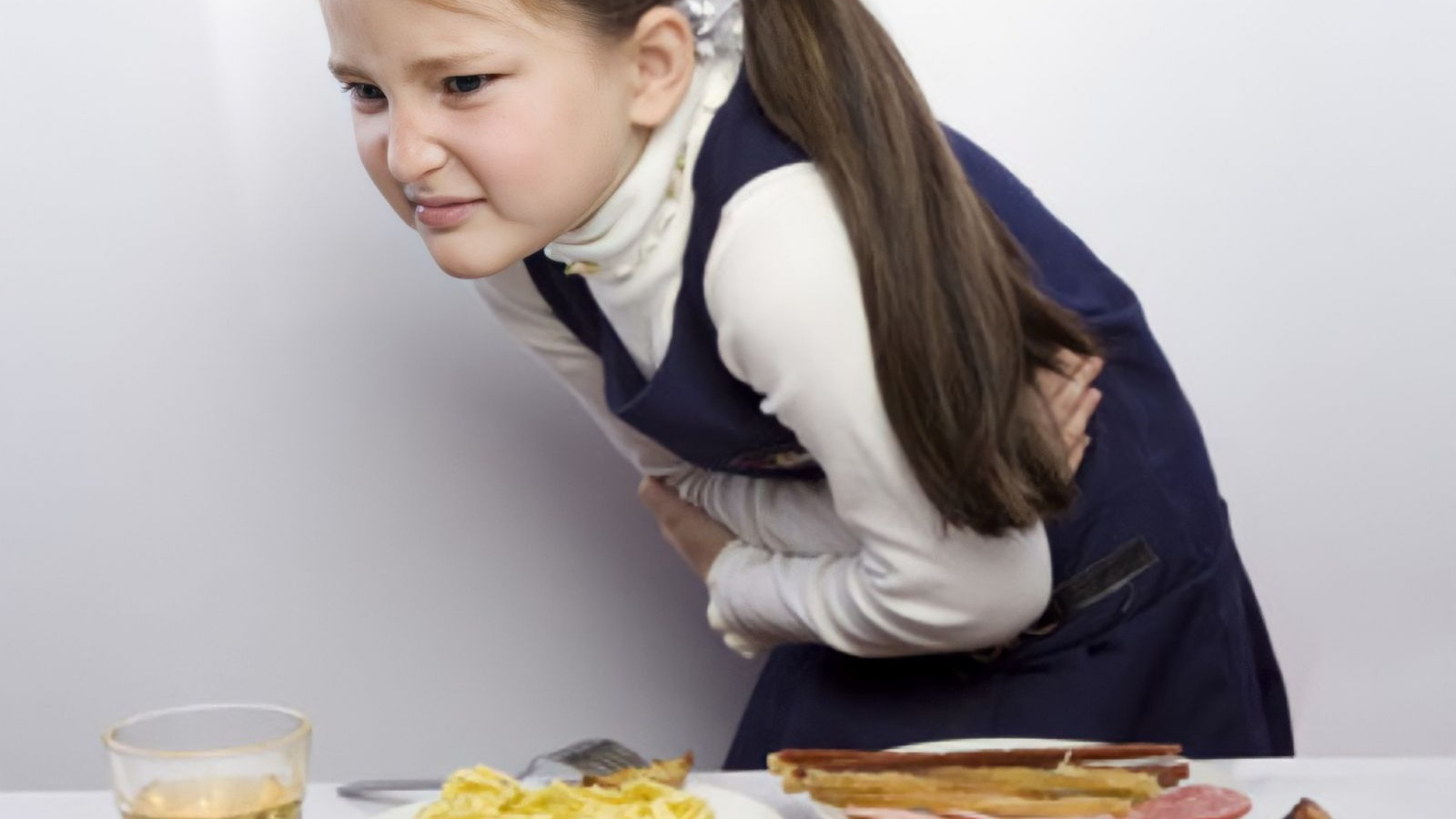 Triệu chứng ngộ độc thực phẩm ở trẻ