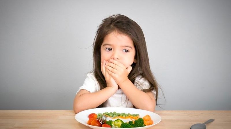 Rối loạn tiêu hóa trẻ thường chán ăn, sụt cân