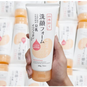 Sữa Rửa Mặt Kumano Tinh Chất Sữa Đậu Nành Dưỡng Ẩm Da 200g Shikioriori Soy Milk Facial Foam